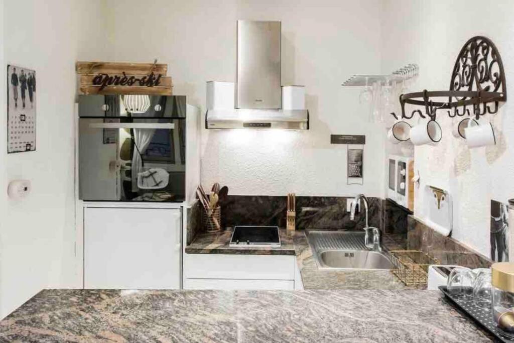 Un Cottage Alpin Chaleureux Dans Le Coeur D Annecy Avec 2 Velos ภายนอก รูปภาพ